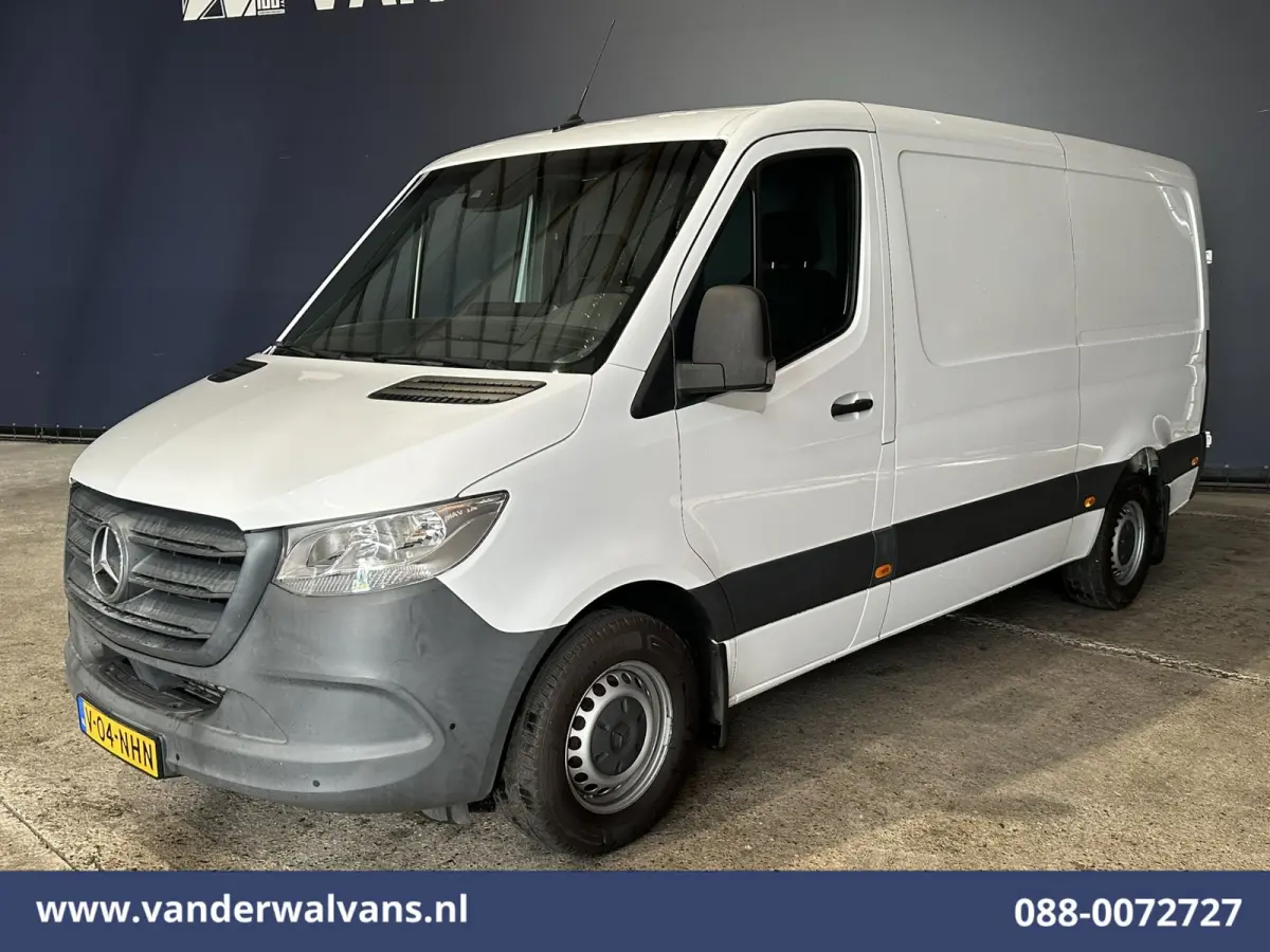 317 CDI 170pk L2H1 Euro6 Airco | Camera | Navigatie | Apple Carplay | Cruisecontrol Android Auto, Chauffeursstoel, Parkeersensoren, MBUX