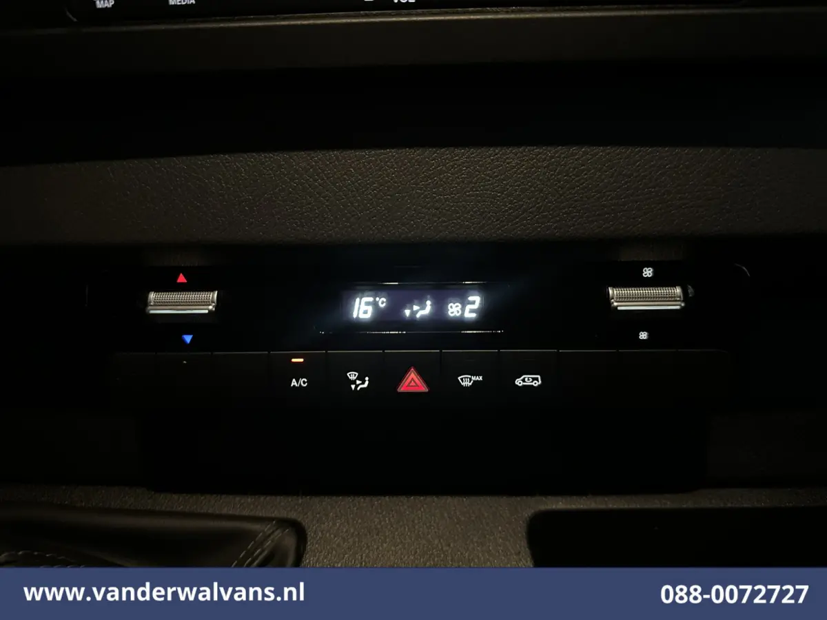 317 CDI 170pk L2H1 Euro6 Airco | Camera | Navigatie | Apple Carplay | Cruisecontrol Android Auto, Chauffeursstoel, Parkeersensoren, MBUX