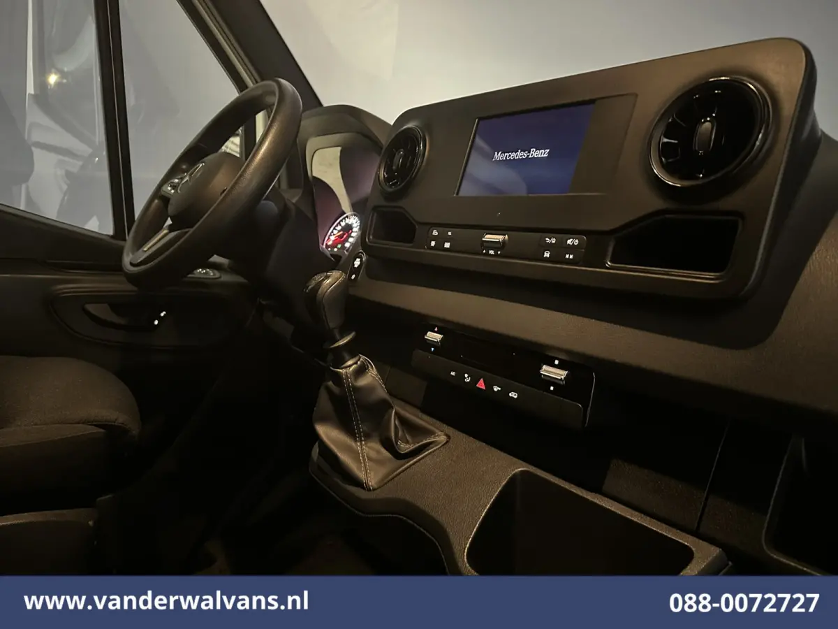 317 CDI 170pk L2H1 Euro6 Airco | Camera | Navigatie | Apple Carplay | Cruisecontrol Android Auto, Chauffeursstoel, Parkeersensoren, MBUX