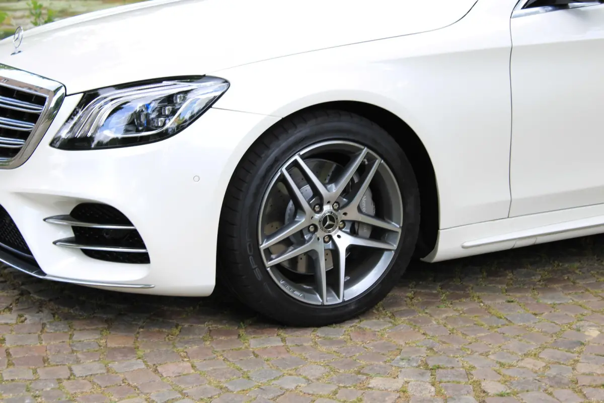 450 AMG Premium Plus Massage | Pano | Memory | Distronic | Stoelklima | Burmester | HeadUp | Keyless | 360 Camera | Lage Kilometerstand | Dealer Onderhouden