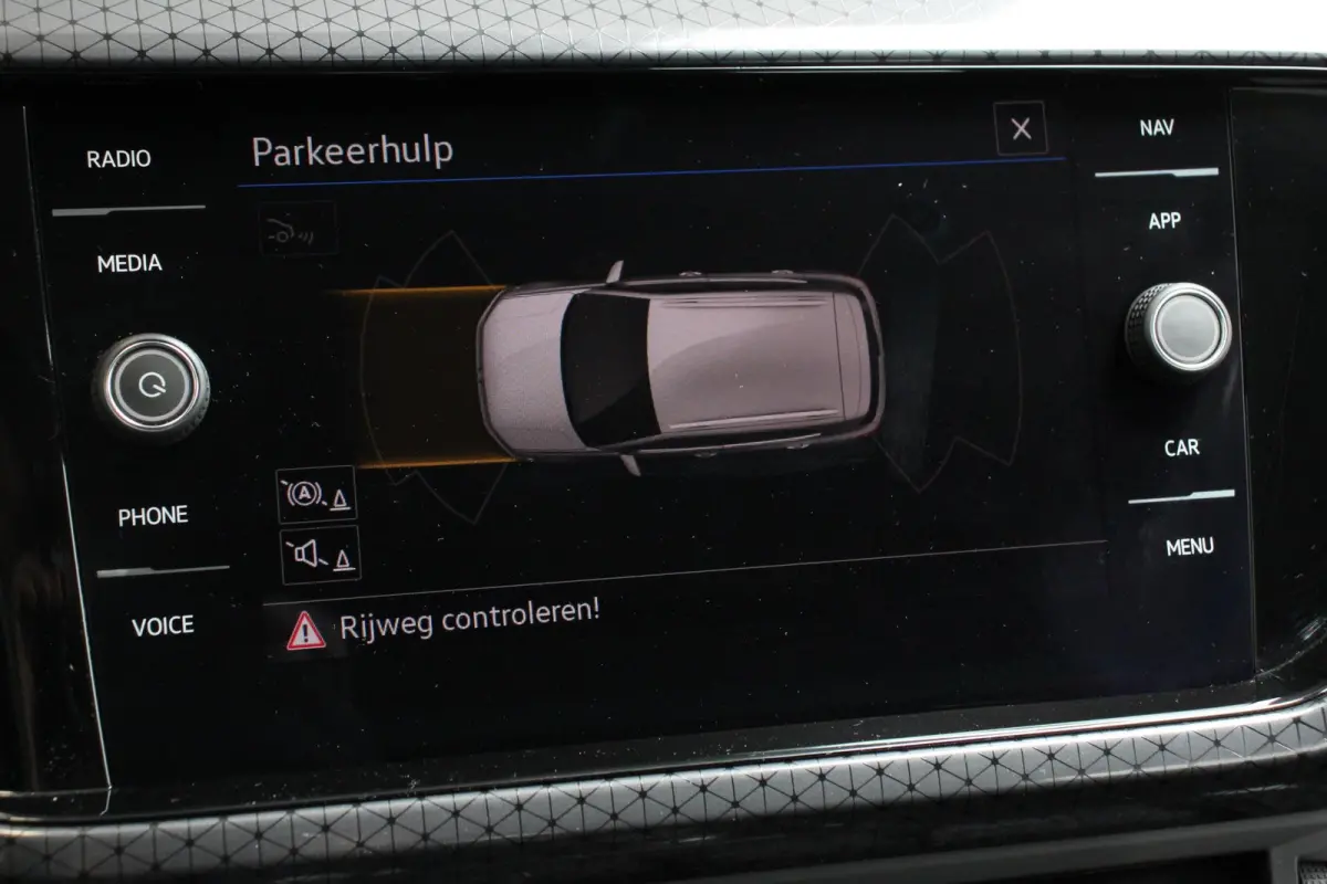 1.5 TSI DSG Style Team Navigatie Apple Carplay/Android Auto Adaptive cruise control Parkeersensoren Camera Stoelverwarming Virtual Cockpit Keyless Entry Lane assist Privacy glas