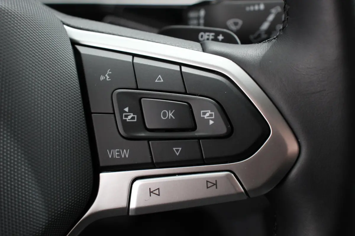 1.5 TSI DSG Style Team Navigatie Apple Carplay/Android Auto Adaptive cruise control Parkeersensoren Camera Stoelverwarming Virtual Cockpit Keyless Entry Lane assist Privacy glas