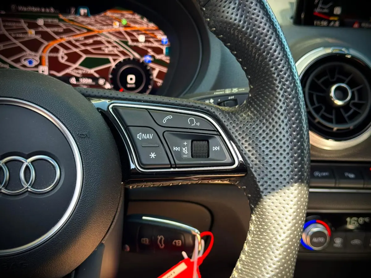 S3 quattro | PANO| VIRTUAL | CAMERA | B&O |