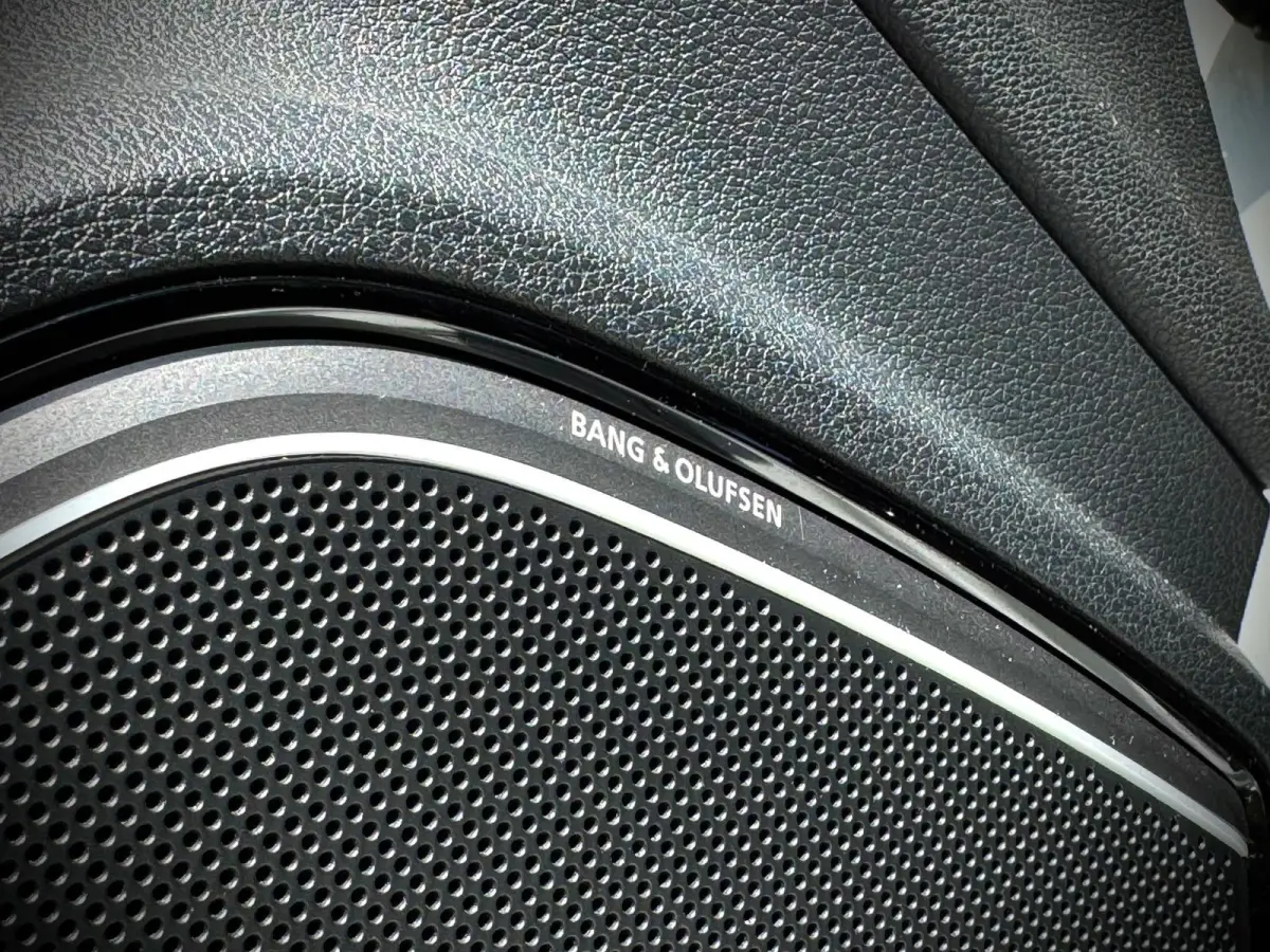 S3 quattro | PANO| VIRTUAL | CAMERA | B&O |