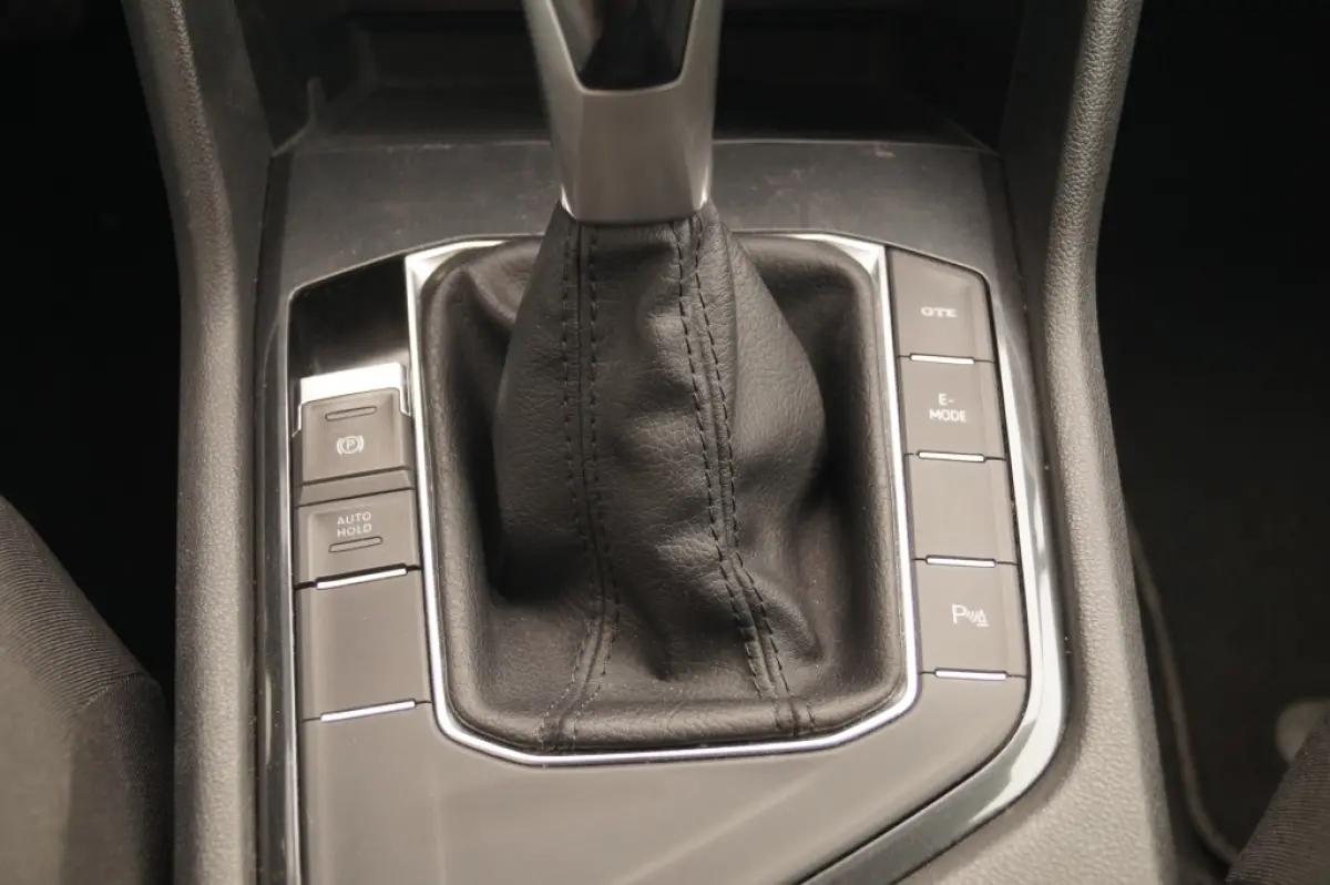 1.4 TSI DSG eHybrid Plug-in Life Edition -SOH95%-NAVI-ECC-
