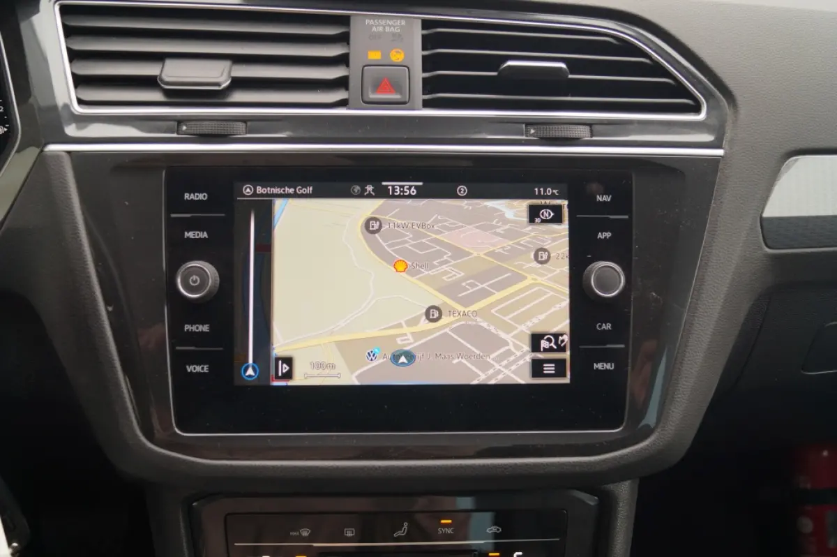 1.4 TSI DSG eHybrid Plug-in Life Edition -SOH95%-NAVI-ECC-