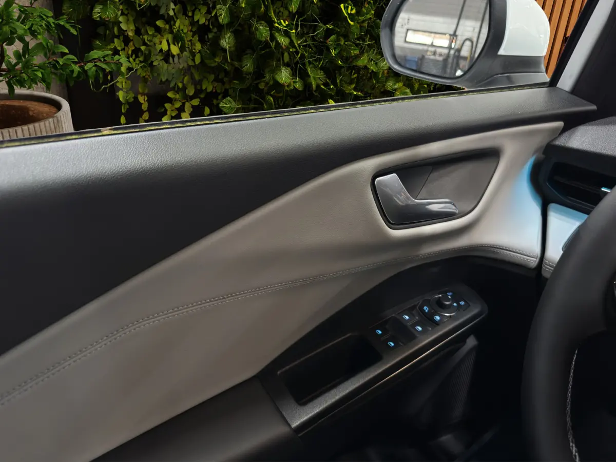 Premium 44 kWh | Achteruitrijcamera | Apple Carplay/Android Auto|telefoonintegratie premium | Cruise control adaptief