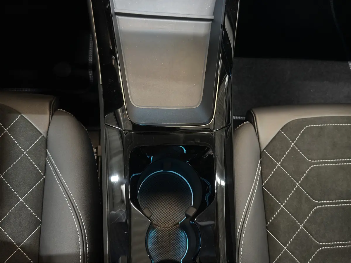 Premium 44 kWh | Achteruitrijcamera | Apple Carplay/Android Auto|telefoonintegratie premium | Cruise control adaptief