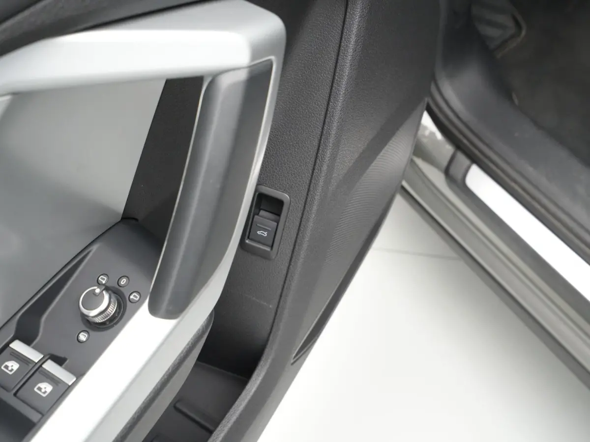 35 TFSI 150pk Edition S line Navigatie| Digital Cockpit | PDC | Front/Sideass. 17