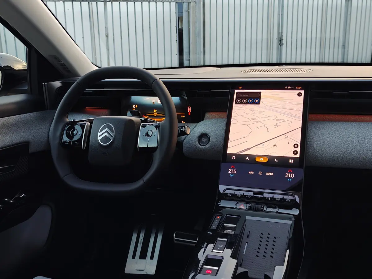 1.2 Hybrid 145 Max | Aanhanger assistent | Afwijkende dakkleur | Apple Carplay/Android Auto|telefoonintegratie premium