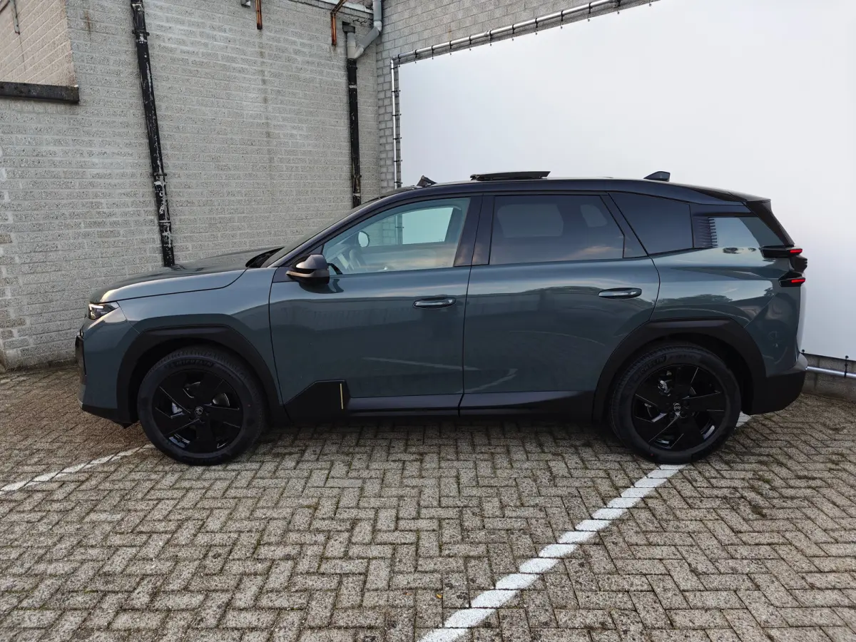 1.2 Hybrid 145 Max | Aanhanger assistent | Afwijkende dakkleur | Apple Carplay/Android Auto|telefoonintegratie premium