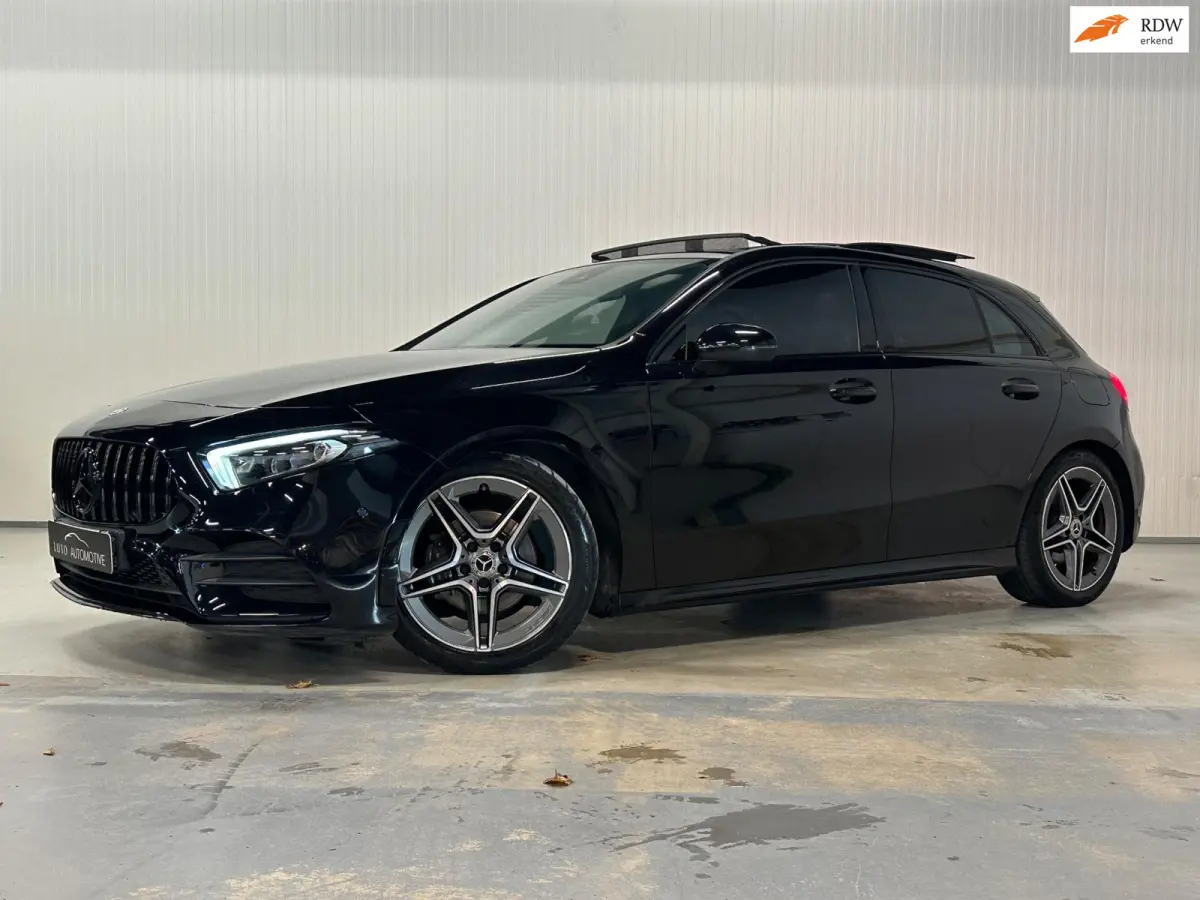 200 AMG Line | PANO | NIGHT | CAMERA | AMBIANCE
