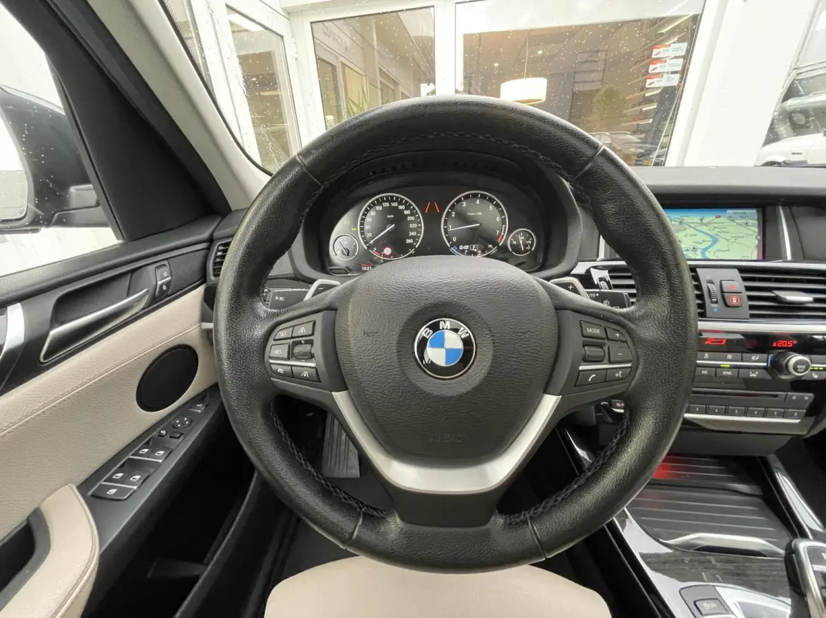 xDrive35i LCI High Executive 306 PK Panorama Camera