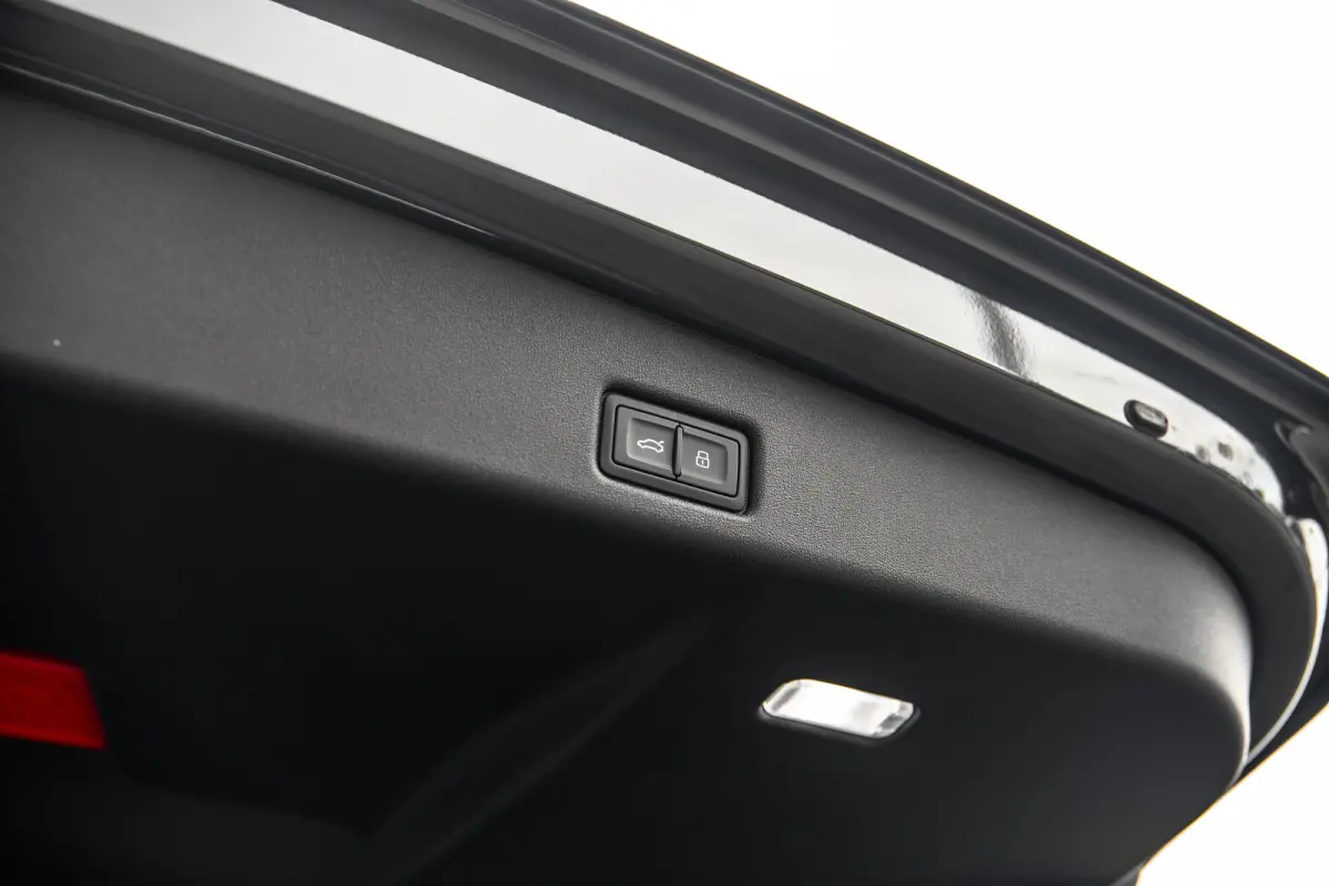 S edition | Audi virtual cockpit | Comfortsleutel | Elektrisch instelbare voorstoelen