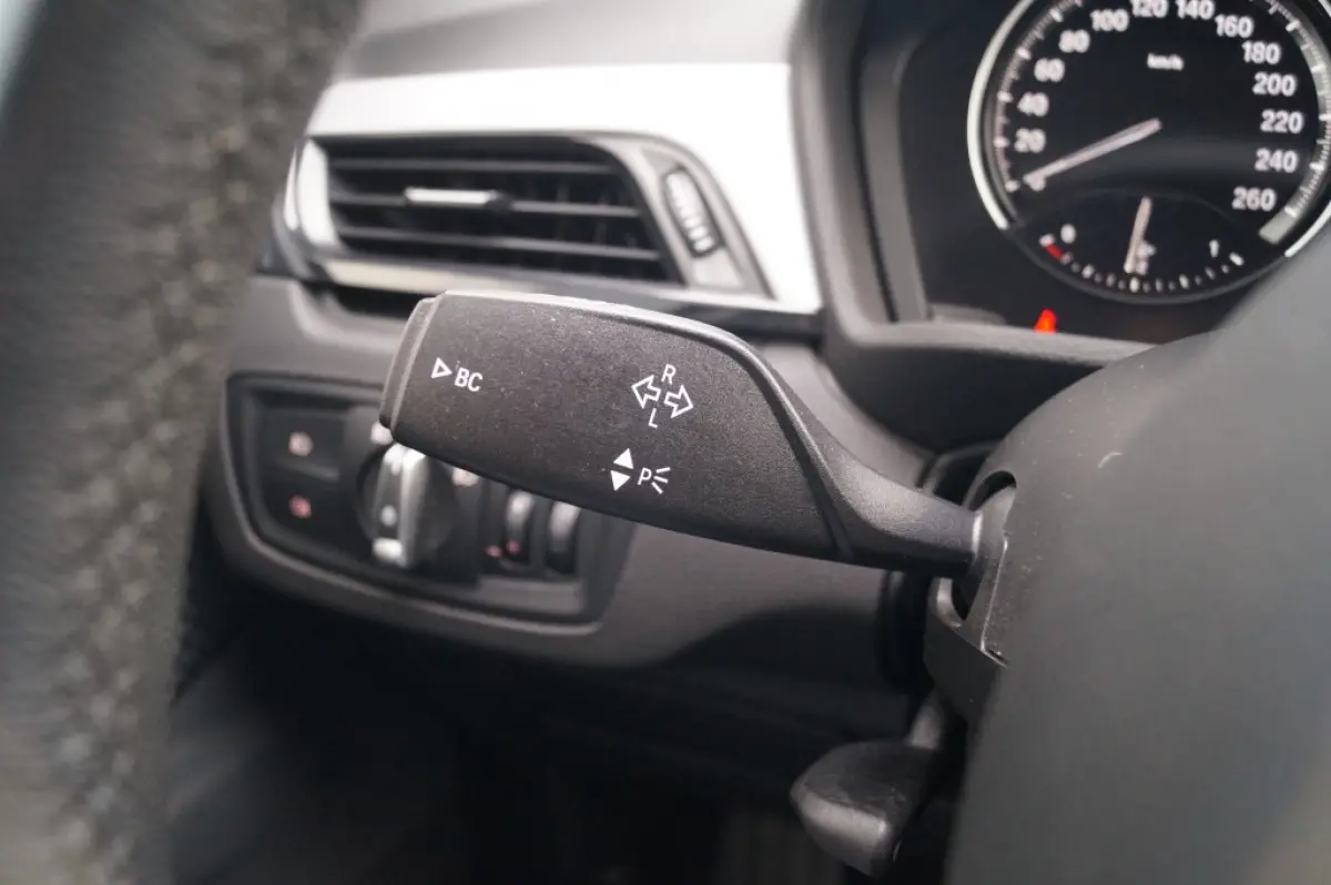 xDrive25e Executive -NAVI-ECC-HUD-CAM-PDC-