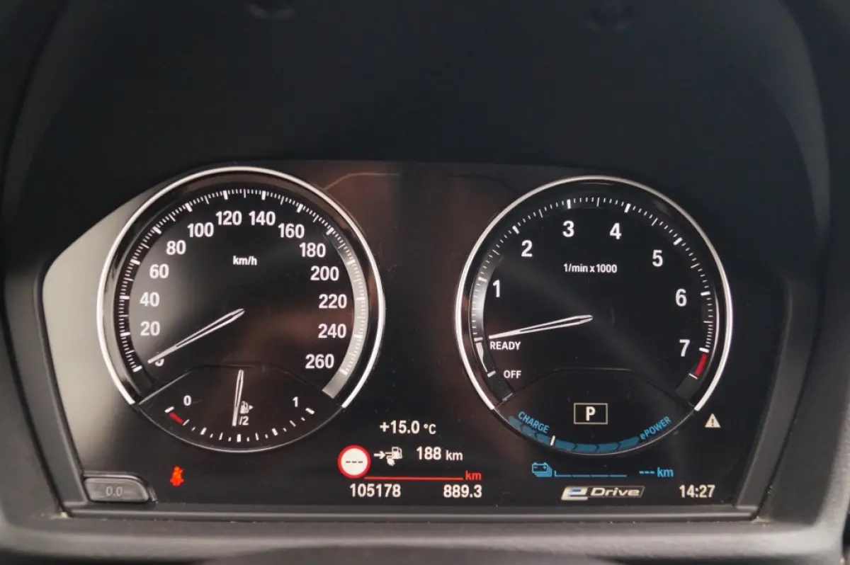 xDrive25e Executive -NAVI-ECC-HUD-CAM-PDC-