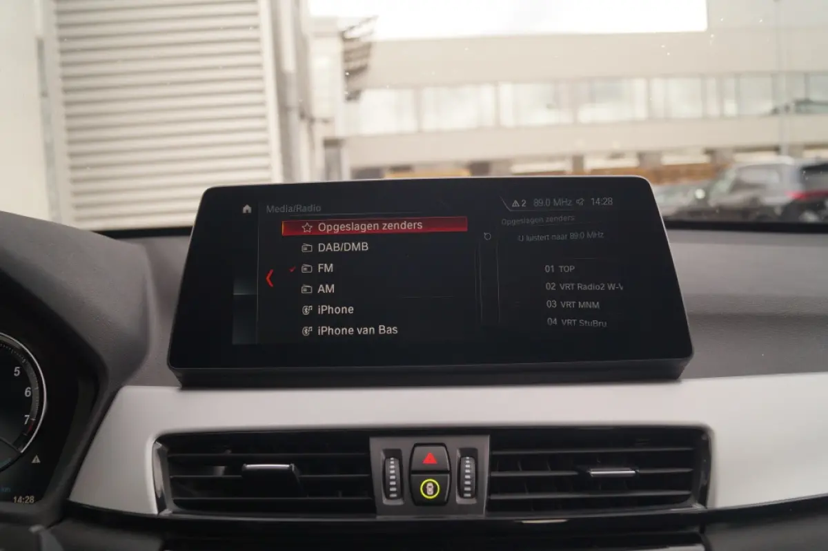 xDrive25e Executive -NAVI-ECC-HUD-CAM-PDC-