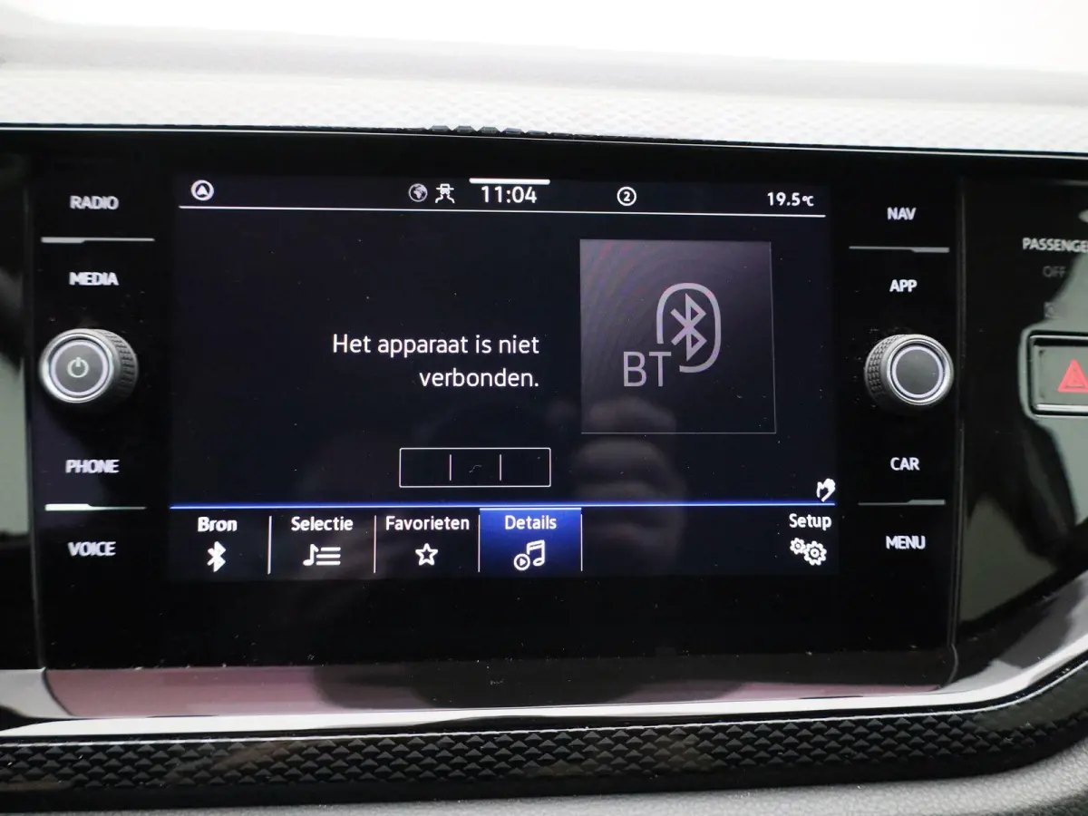 1.0 TSI Life Edition | Virtual cockpit | Climate control | Camera | Getint glas | Lichtmetalen velgen