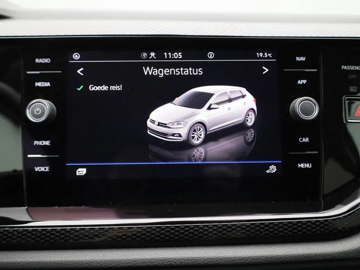 1.0 TSI Life Edition | Virtual cockpit | Climate control | Camera | Getint glas | Lichtmetalen velgen