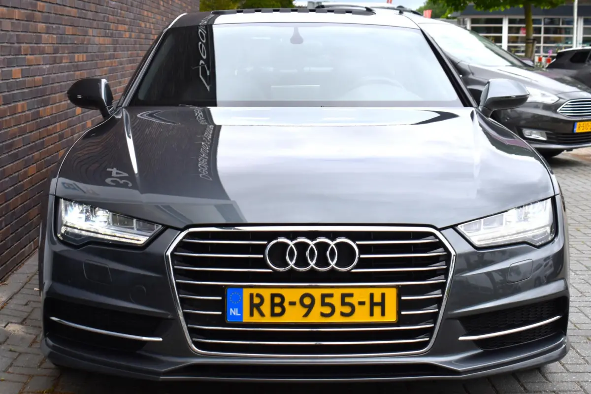 1.8 TFSI S line PANO LEDER LMV 88000KM!