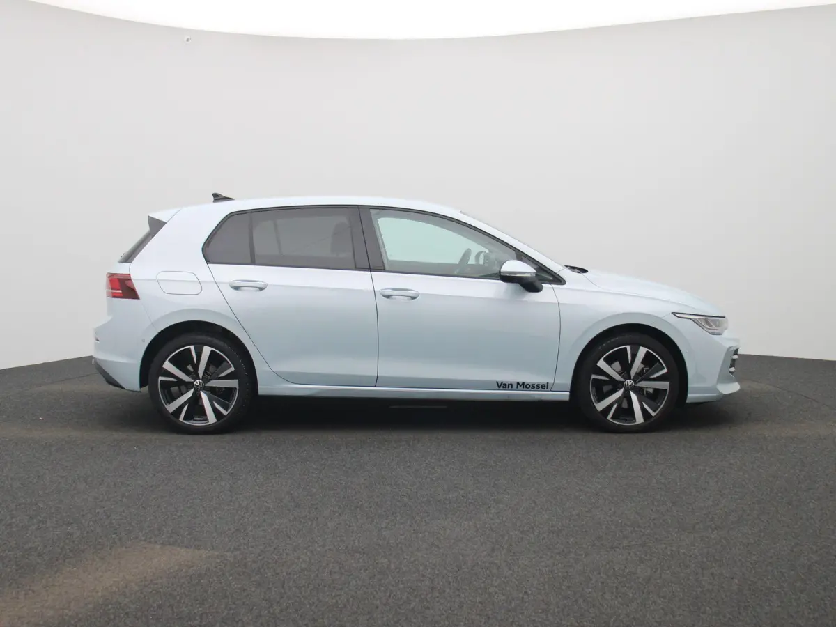 1.5 eHybrid Life Edition | Automaat | Navigatie | Draadloze Apple carplay | Adaptieve cruise control | File Assist | Climate control | Stuur- en Stoelverwarming | 360' graden Camera | Park A