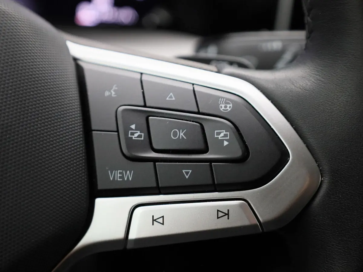 1.5 eHybrid Life Edition | Automaat | Navigatie | Draadloze Apple carplay | Adaptieve cruise control | File Assist | Climate control | Stuur- en Stoelverwarming | 360' graden Camera | Park A