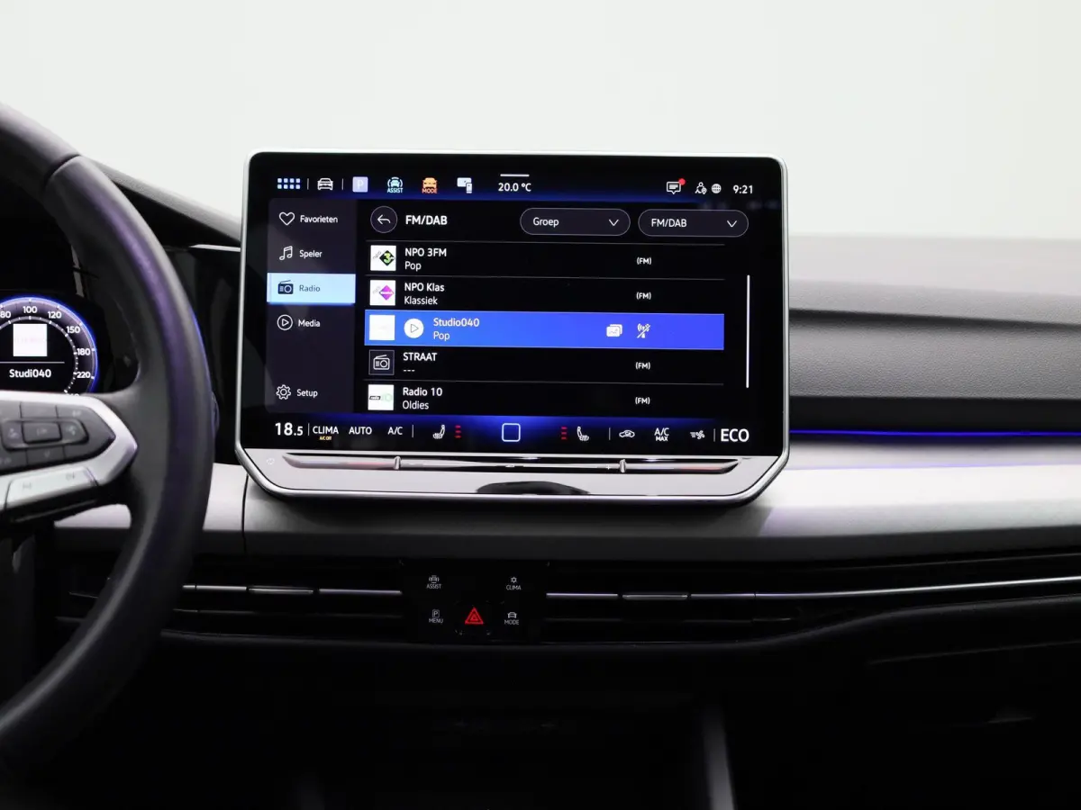 1.5 eHybrid Life Edition | Automaat | Navigatie | Draadloze Apple carplay | Adaptieve cruise control | File Assist | Climate control | Stuur- en Stoelverwarming | 360' graden Camera | Park A