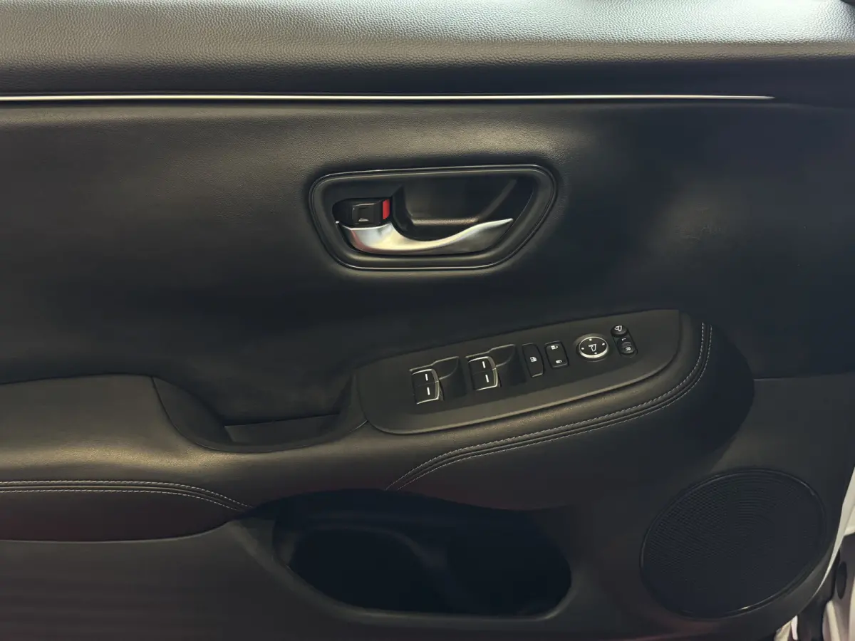 2.0 e:HEV 184 PK STOELVERW CAMERA CARPLAY SPORT ELEK.STOEL PDC