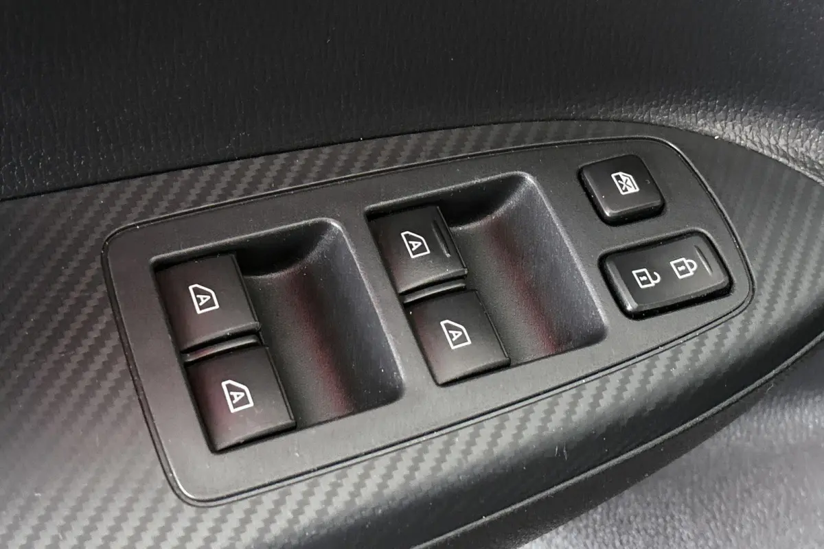 2.4 PHEV Business Intense+ Stoel-Stuur-Achterbank Verwarming
