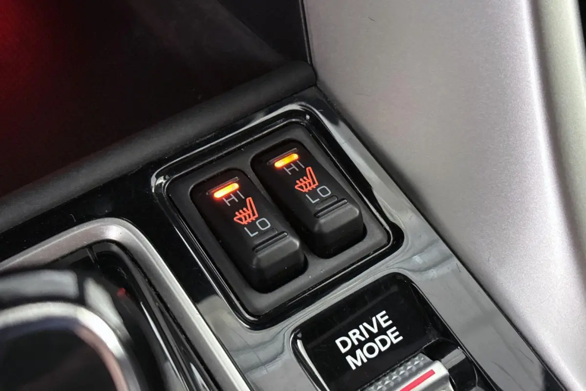 2.4 PHEV Business Intense+ Stoel-Stuur-Achterbank Verwarming