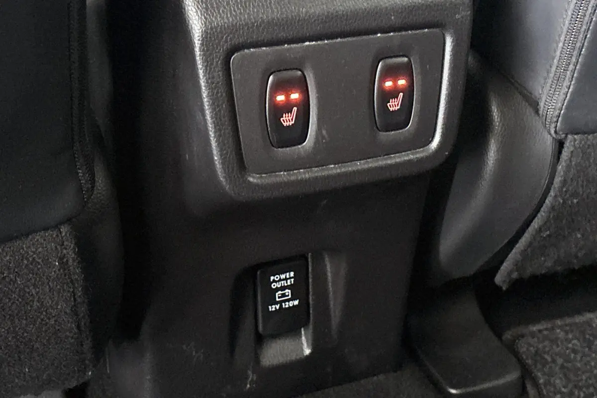 2.4 PHEV Business Intense+ Stoel-Stuur-Achterbank Verwarming