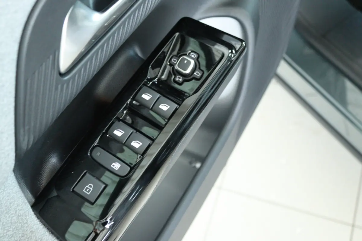 1.2 Hybrid 145 Max | Pano | Massage | HUD | Stoelventilatie | 360 Camera | Adapt. Cruise | Keyless | BLIS | Elektr. klep