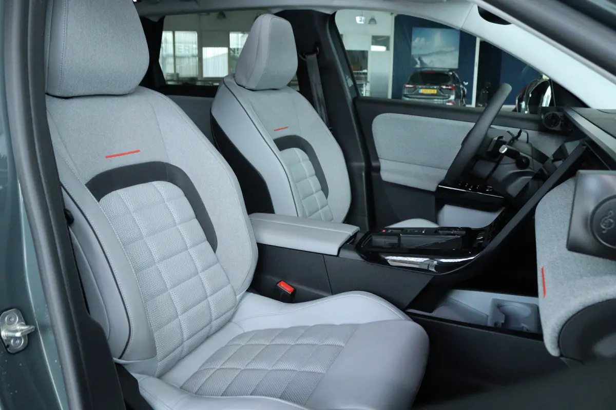 1.2 Hybrid 145 Max | Pano | Massage | HUD | Stoelventilatie | 360 Camera | Adapt. Cruise | Keyless | BLIS | Elektr. klep