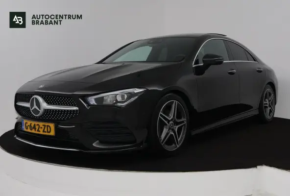 180 Business Solution AMG (PANORAMADAK, AFNEEMBARE TREKHAAK, SFEERVERLICHTING, STOELVERWARMING, CAMERA)
