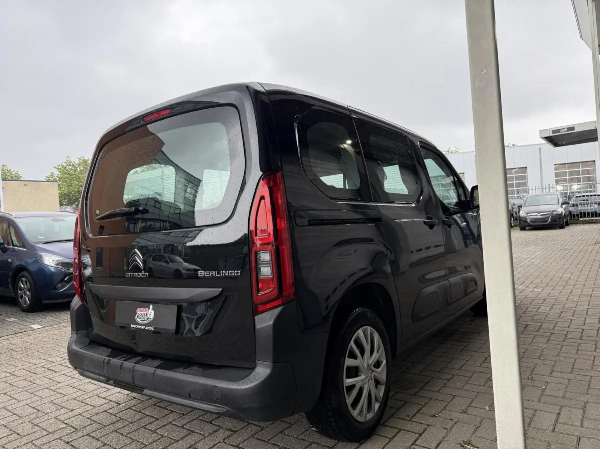 1.2 Benzine | Bluetooth | 5 zitplaatsen
