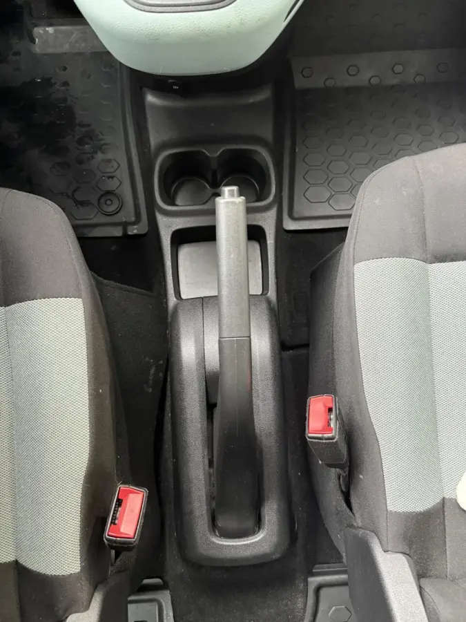 1.2 Benzine | Bluetooth | 5 zitplaatsen