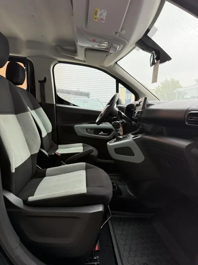 1.2 Benzine | Bluetooth | 5 zitplaatsen