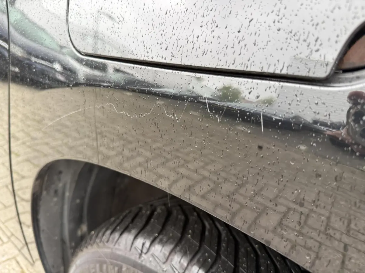 1.2 Benzine | Bluetooth | 5 zitplaatsen