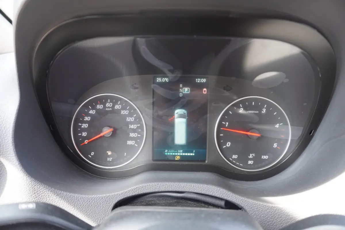 319 CDI 191PK Bakwagen met laadklep Automaat Nr. V068 | Airco | Cruise | Apple-Android DEMO