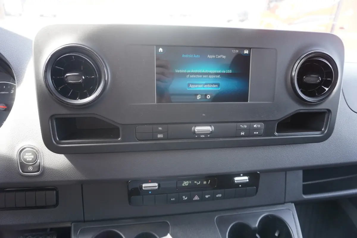 319 CDI 191PK Bakwagen met laadklep Automaat Nr. V068 | Airco | Cruise | Apple-Android DEMO