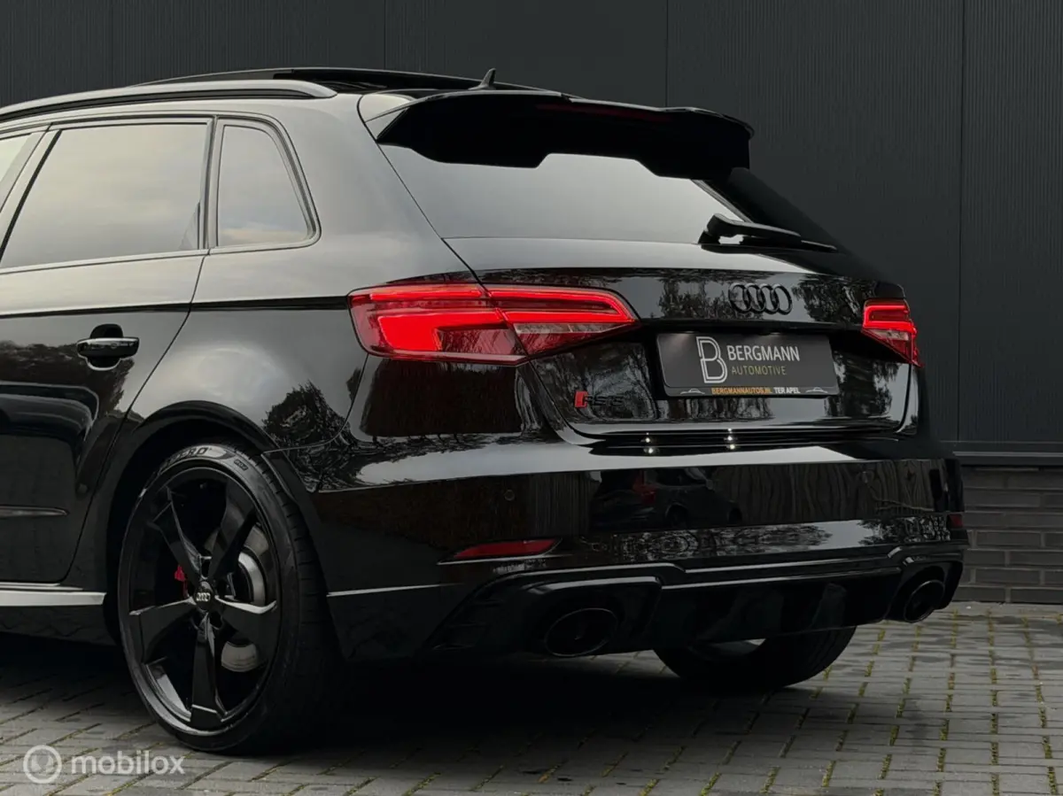 RS3 2.5 TFSI RS3 Quattro|Milltek|pano|carbon|B&O|Vol!