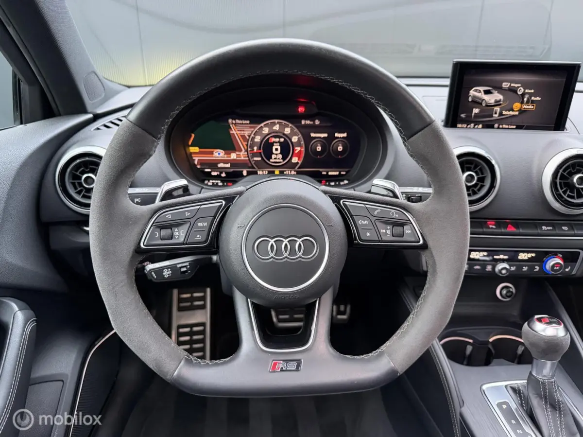 RS3 2.5 TFSI RS3 Quattro|Milltek|pano|carbon|B&O|Vol!