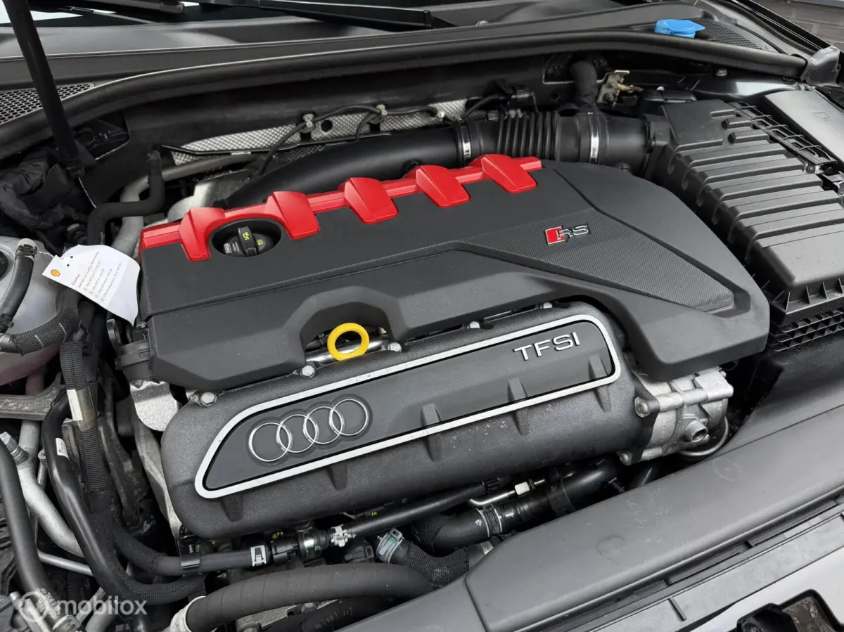 RS3 2.5 TFSI RS3 Quattro|Milltek|pano|carbon|B&O|Vol!