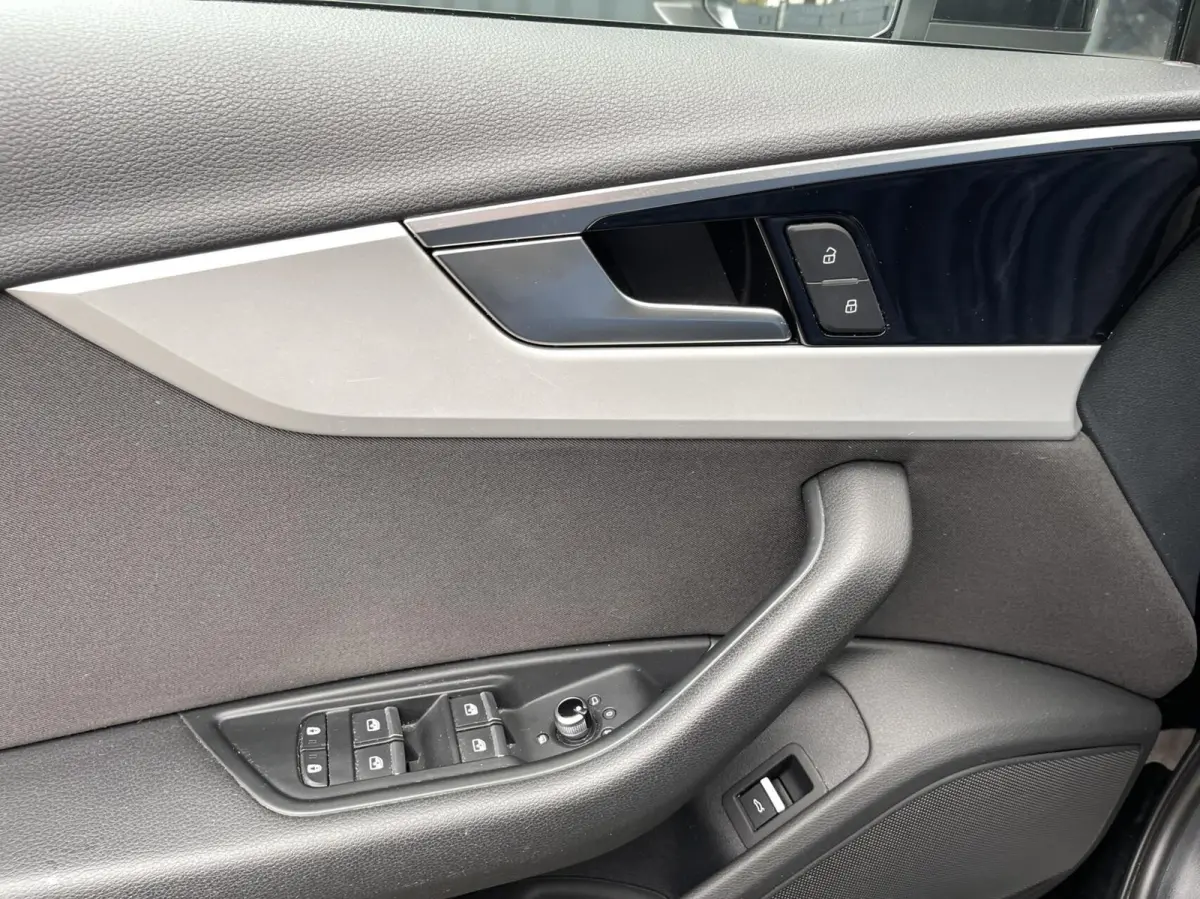 35 TFSI Launch edition Business AUT. VIRTUAL COCKPIT|CARPLAY|TREKHAAK|LED KOPLAMPEN|ORIGINEEL NL