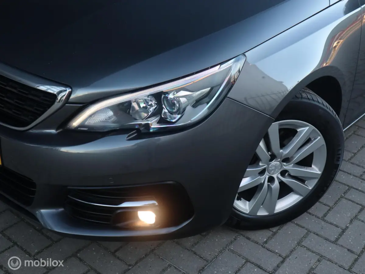 1.2 PT 110 PK H6 Exe Nieuwe D-Riem|Trekhaak|Navi|Panodak|Carplay|PDC V+A|DonkerGlas|16"LMV