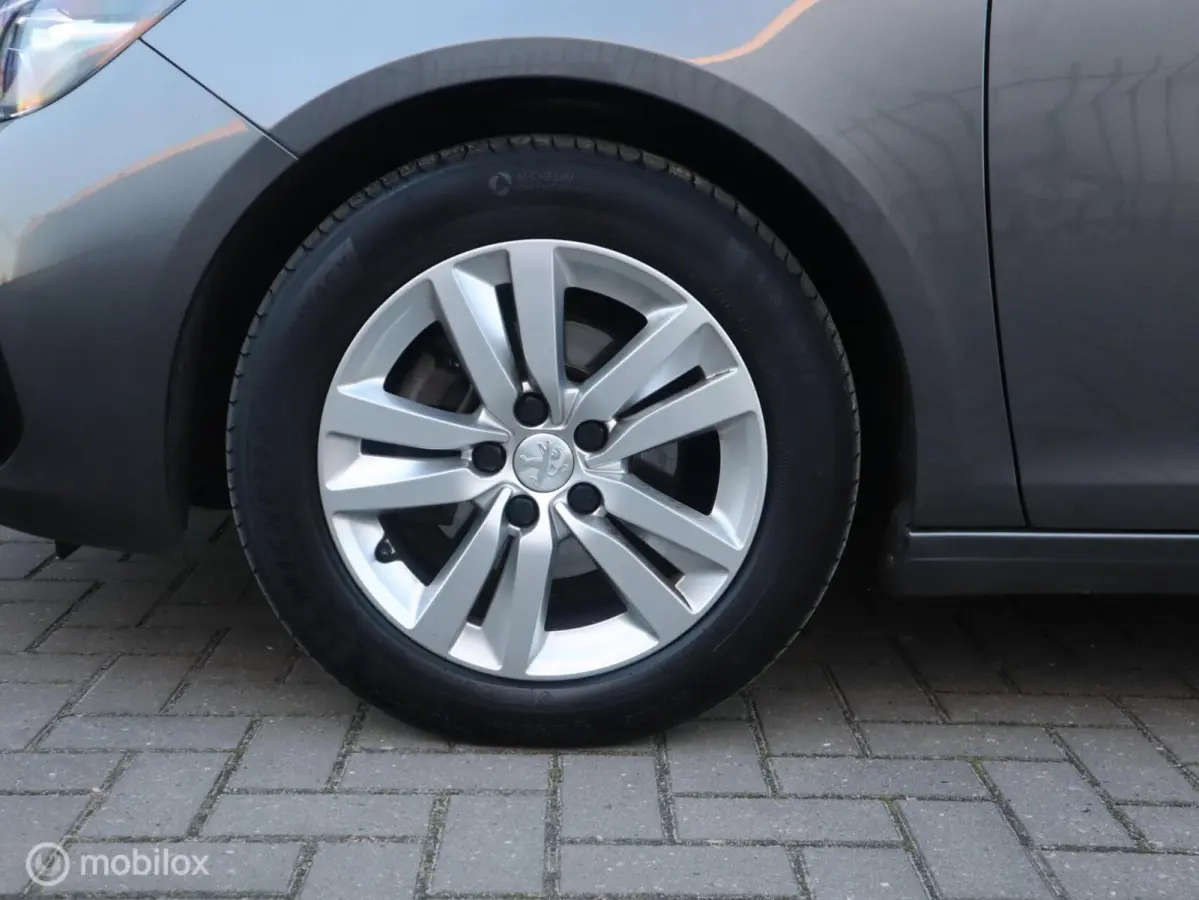 1.2 PT 110 PK H6 Exe Nieuwe D-Riem|Trekhaak|Navi|Panodak|Carplay|PDC V+A|DonkerGlas|16"LMV