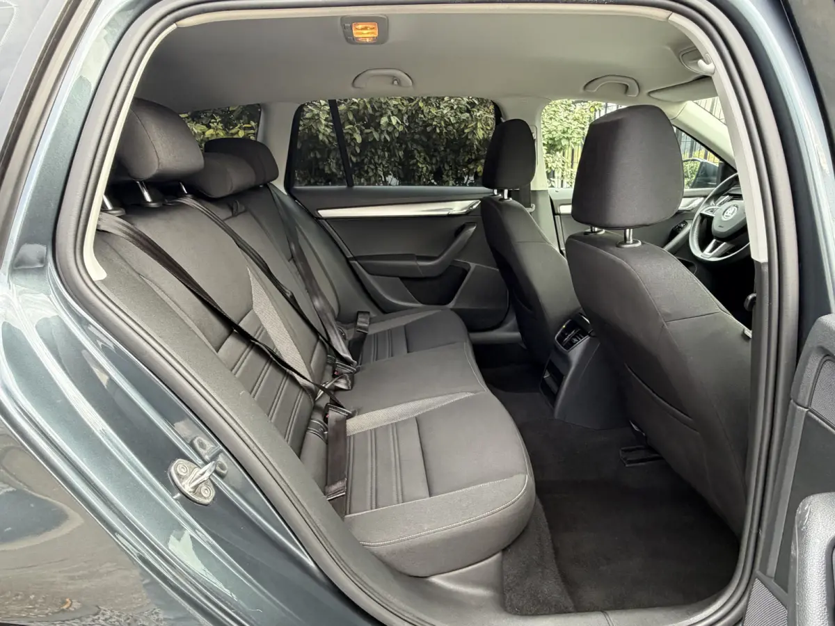1.0 TSI DSG Ambition Navi|Cruis|PDC|Media Antraciet