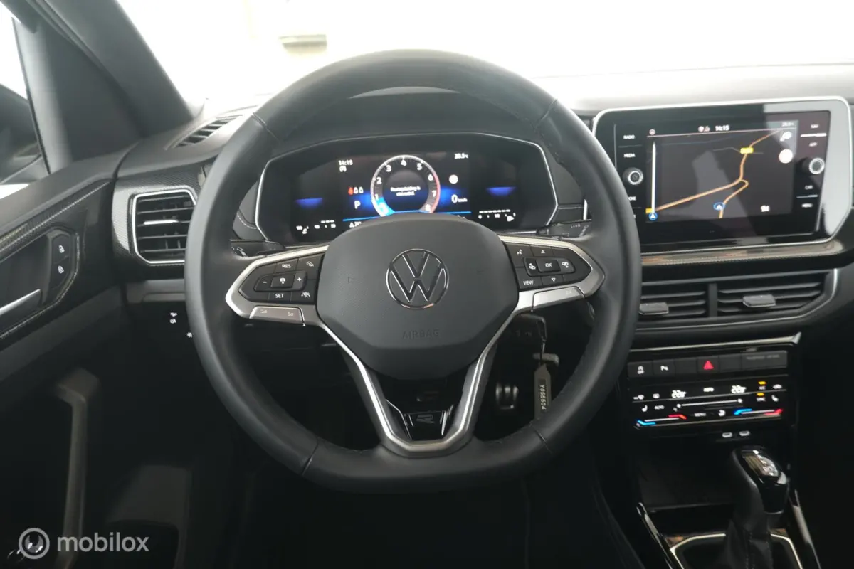 1.5 TSI R-Line Business trekhaak|IQled|stoelverw.|cam|nav|acc|lmv17