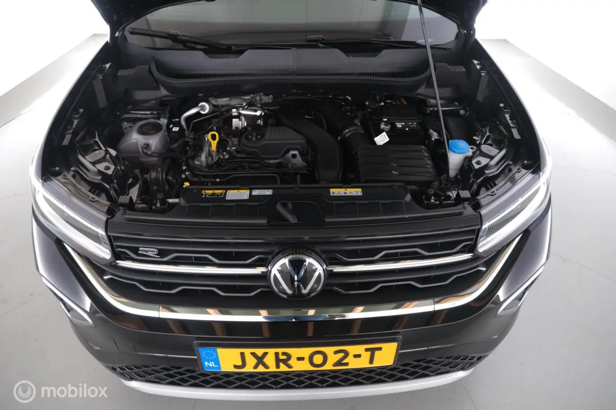 1.5 TSI R-Line Business trekhaak|IQled|stoelverw.|cam|nav|acc|lmv17