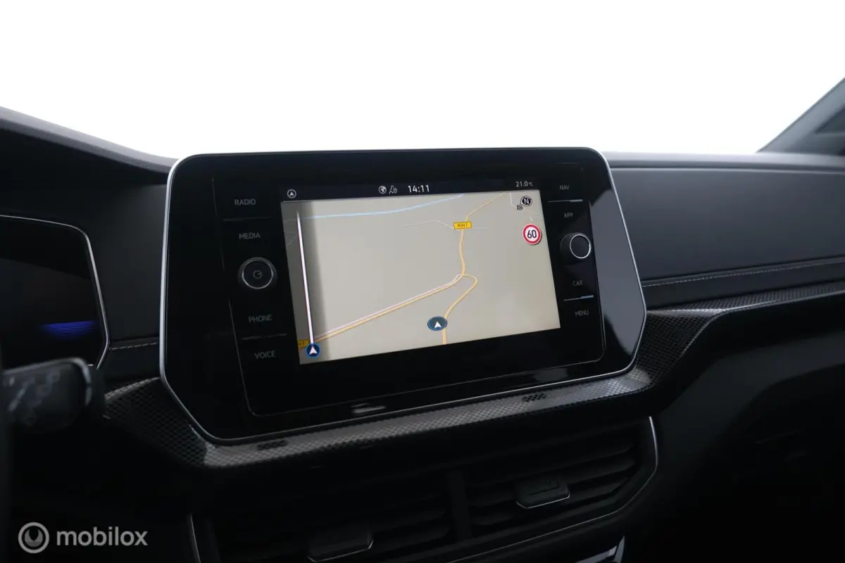 1.5 TSI R-Line Business trekhaak|IQled|stoelverw.|cam|nav|acc|lmv17
